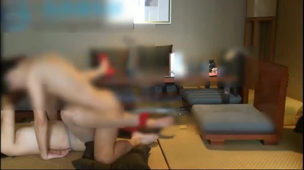 91大黄鸭-第7部-榻榻米上大战性感漂亮的灰丝高跟大学美女